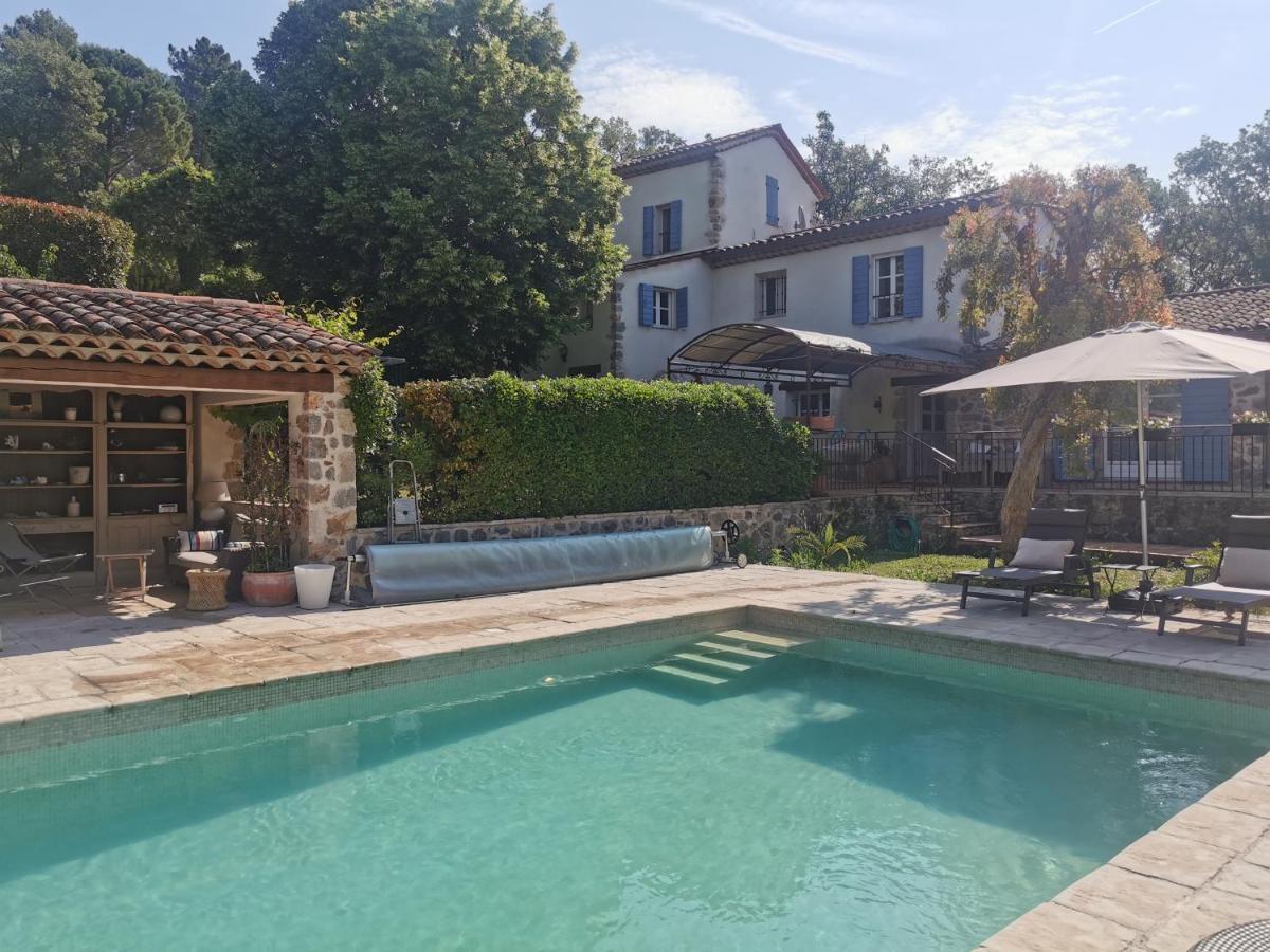 몬투르 Domaine Geodora, Parfumeur En Provence 빌라 외부 사진