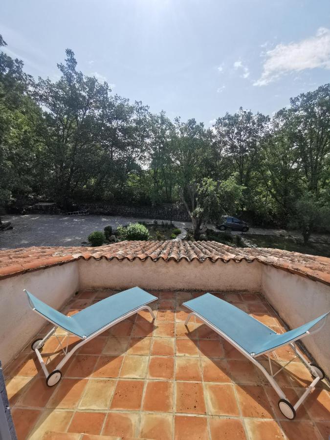 몬투르 Domaine Geodora, Parfumeur En Provence 빌라 외부 사진