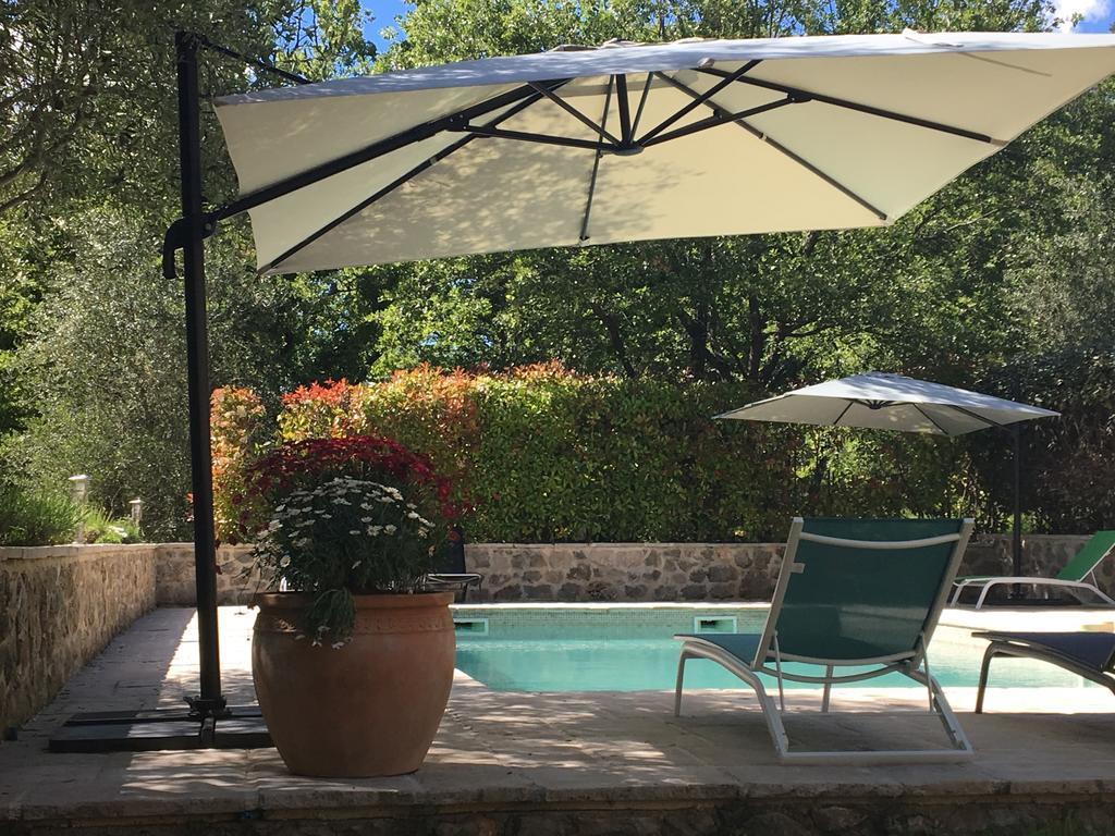 몬투르 Domaine Geodora, Parfumeur En Provence 빌라 외부 사진